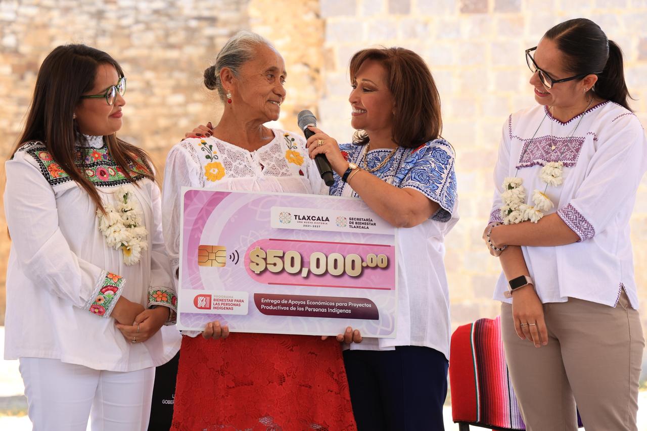 Destinamos 13.2 mdp para mantener vivo el legado y sabiduría de comunidades indígenas de Tlaxcala: Lorena Cuéllar